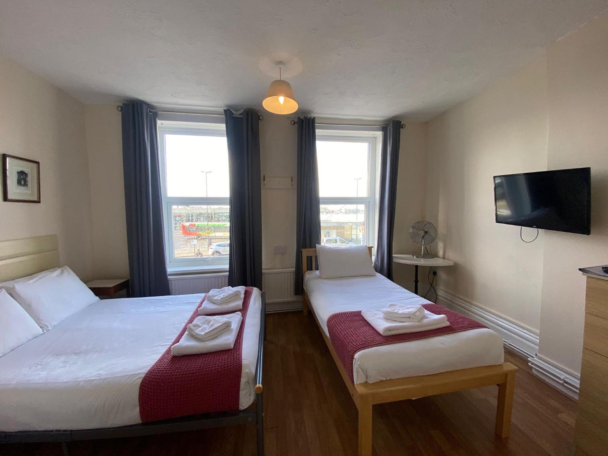 Lady Hamilton Inn Portsmouth Extérieur photo