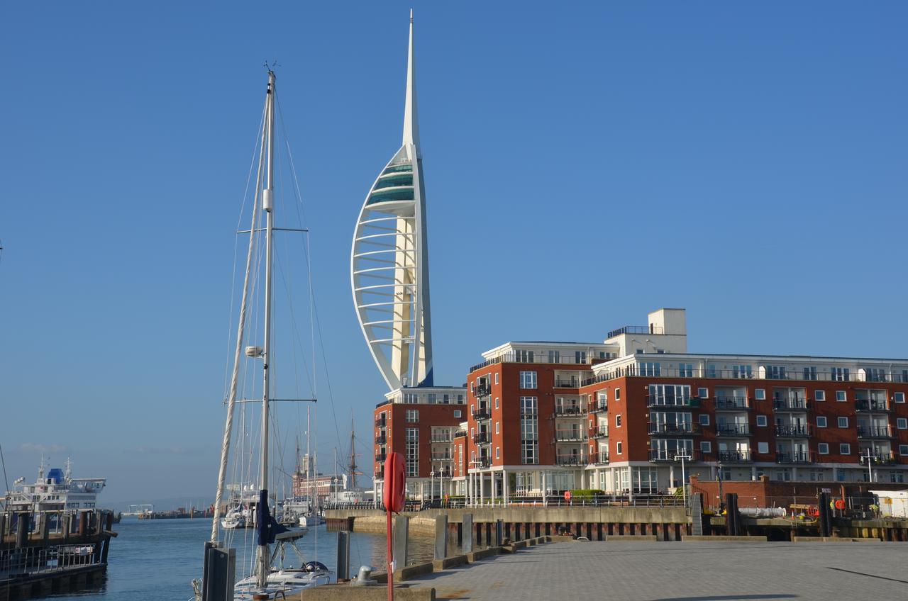 Lady Hamilton Inn Portsmouth Extérieur photo